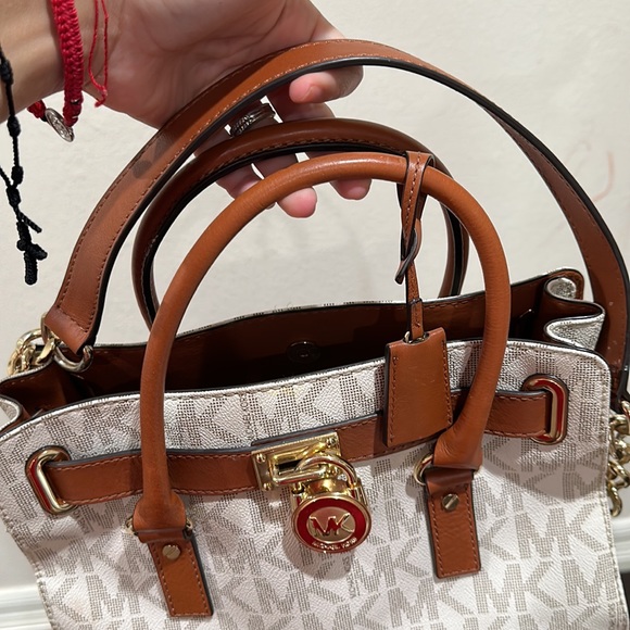 Michael Kors Hamilton - Picture 5 of 5